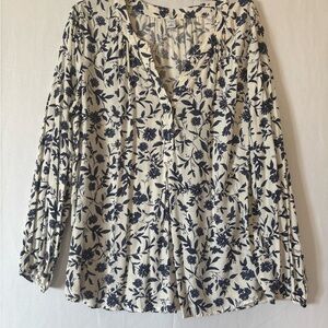 Old Navy Navy Floral Women's Blouse